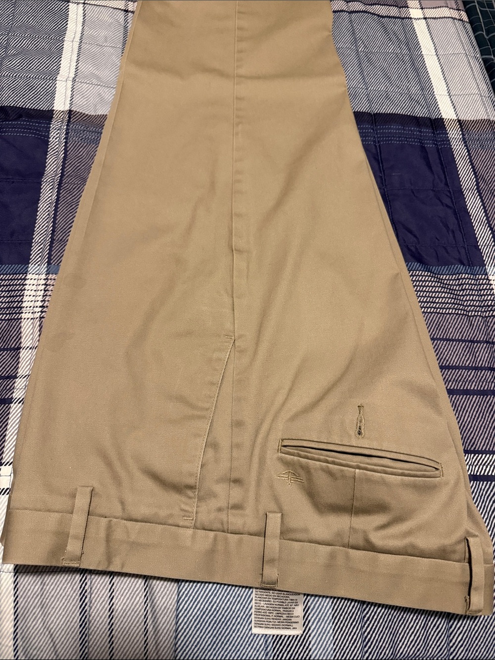 Dockers Men’s Tan Chino Dress Pants